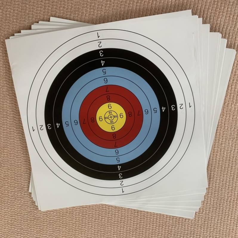 B38-40 cm x 40 cm x 7 cm target (child colour random)